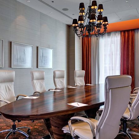 河滨公园大酒店-奢华精选 布拉迪斯拉发 外观 照片 Boardroom at the InterContinental Hotel, London, Park Lane