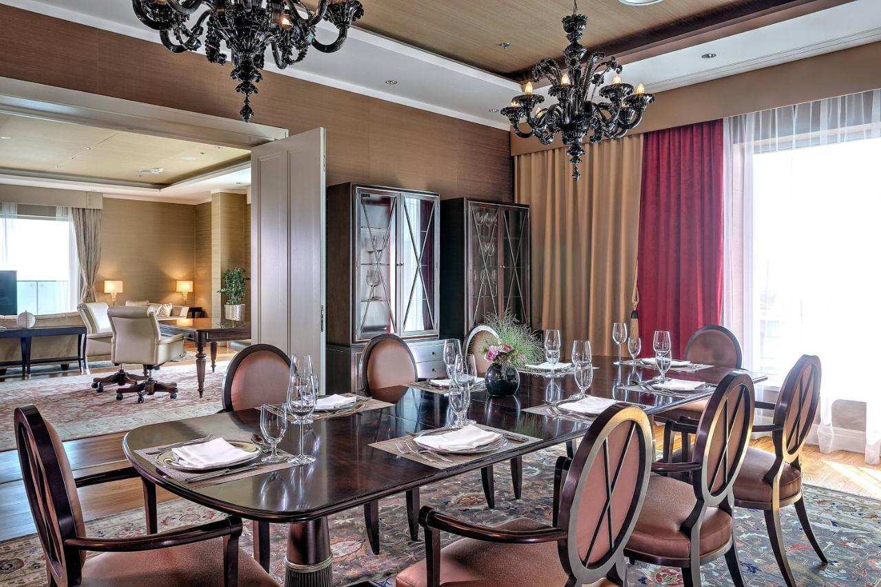河滨公园大酒店-奢华精选 布拉迪斯拉发 外观 照片 A suite at the hotel