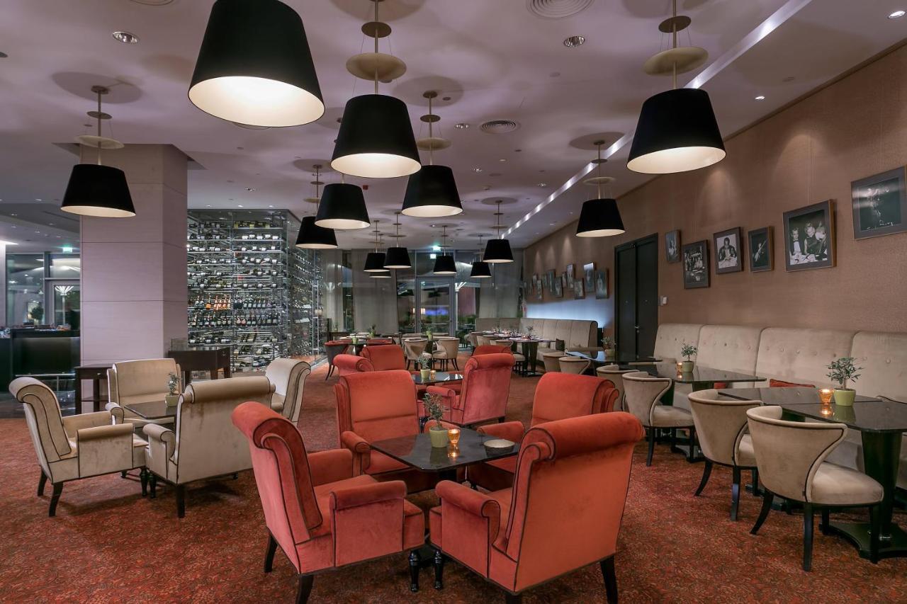 河滨公园大酒店-奢华精选 布拉迪斯拉发 外观 照片 The restaurant