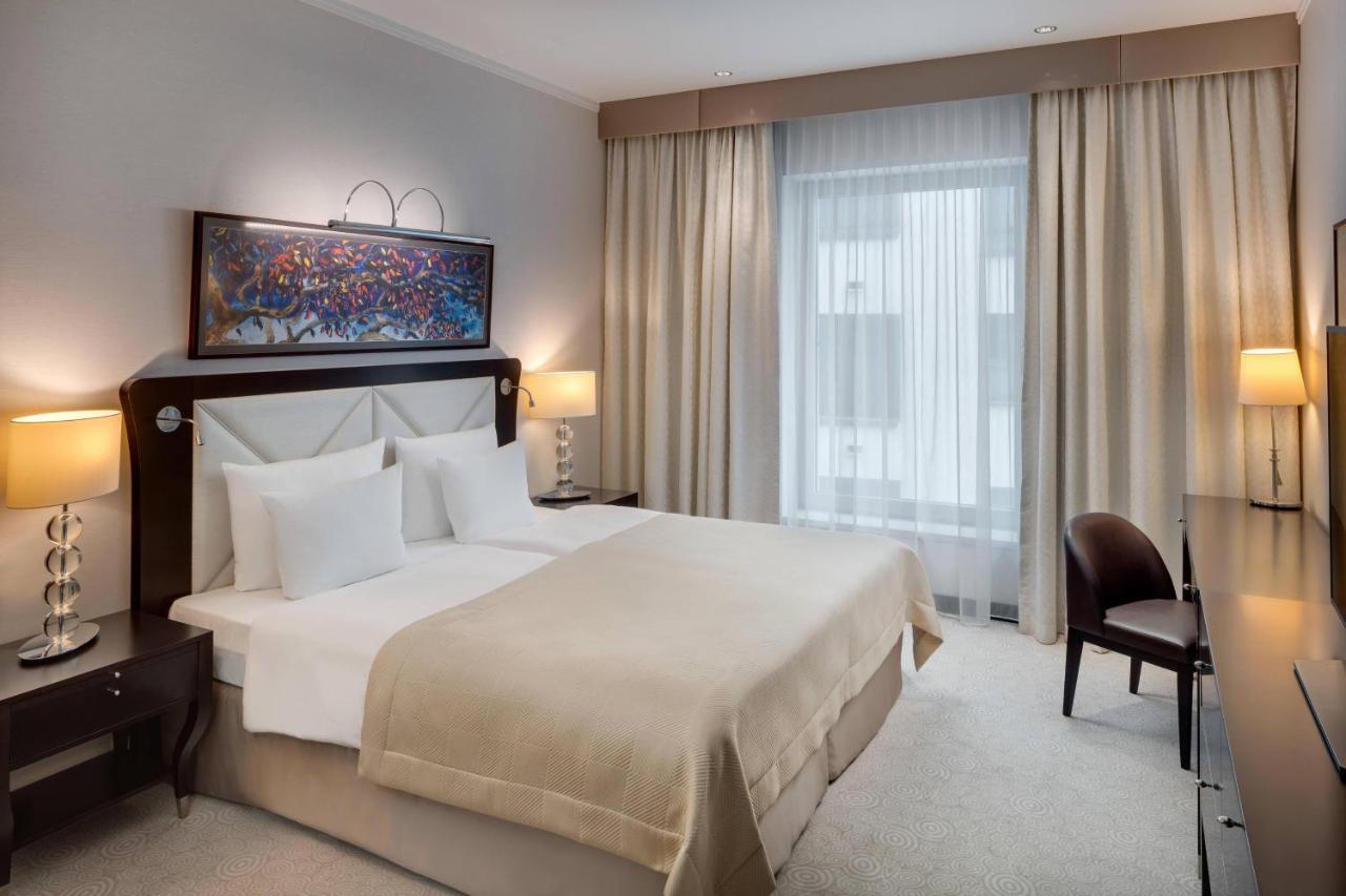 河滨公园大酒店-奢华精选 布拉迪斯拉发 外观 照片 A room at the hotel