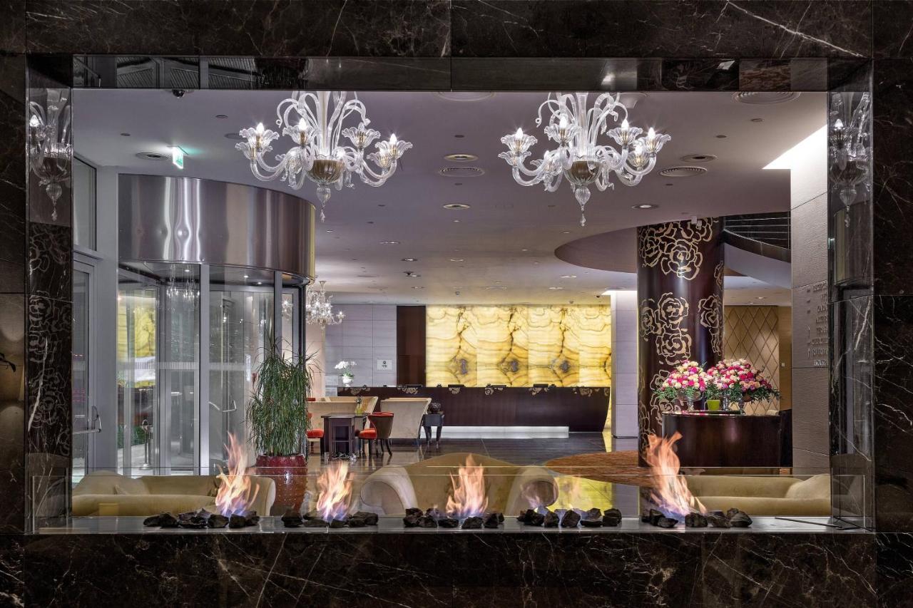 河滨公园大酒店-奢华精选 布拉迪斯拉发 外观 照片 Lobby