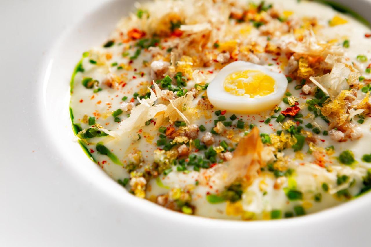 河滨公园大酒店-奢华精选 布拉迪斯拉发 外观 照片 Egg bhurji