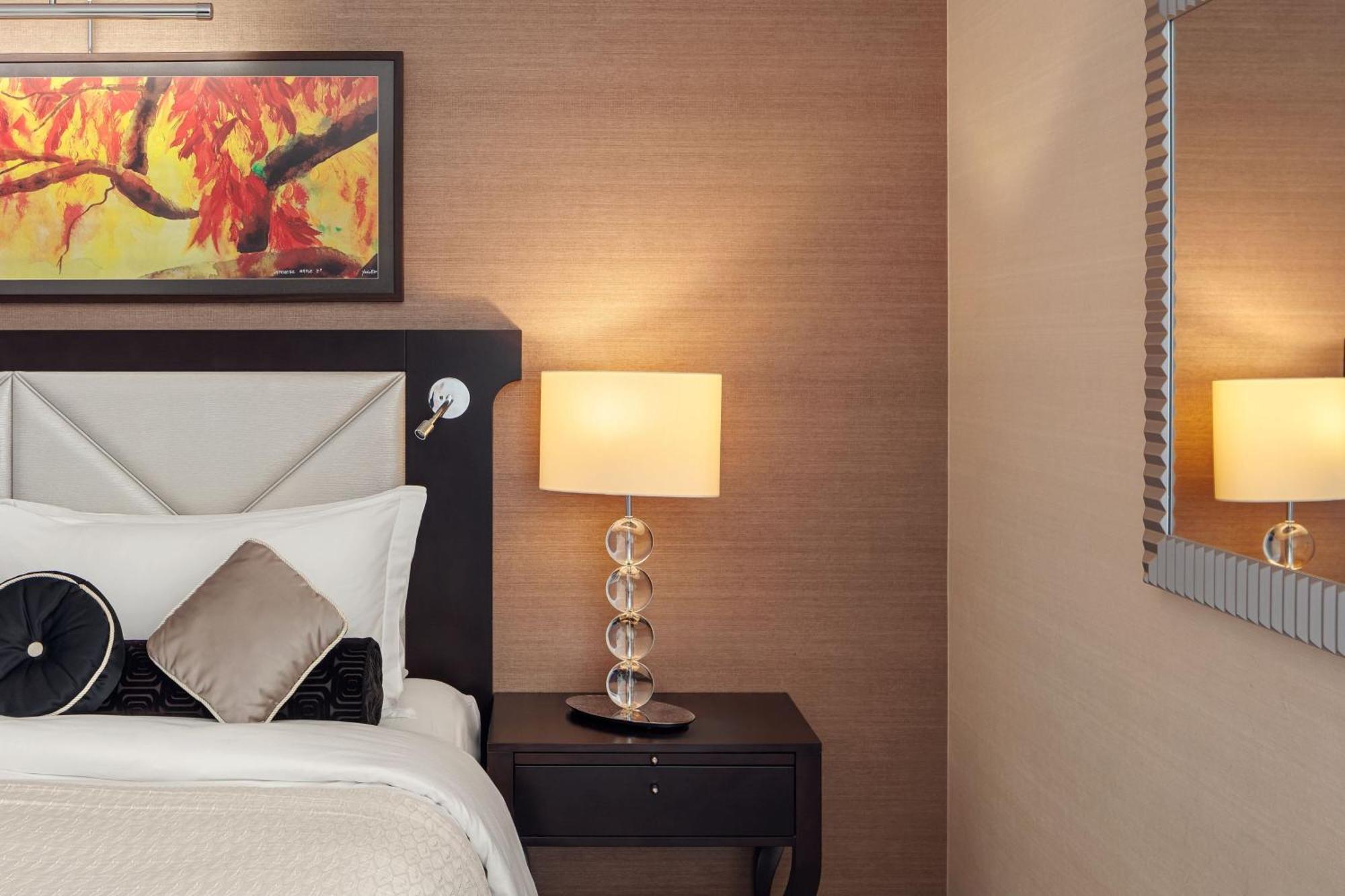 河滨公园大酒店-奢华精选 布拉迪斯拉发 外观 照片 A bedroom at the hotel