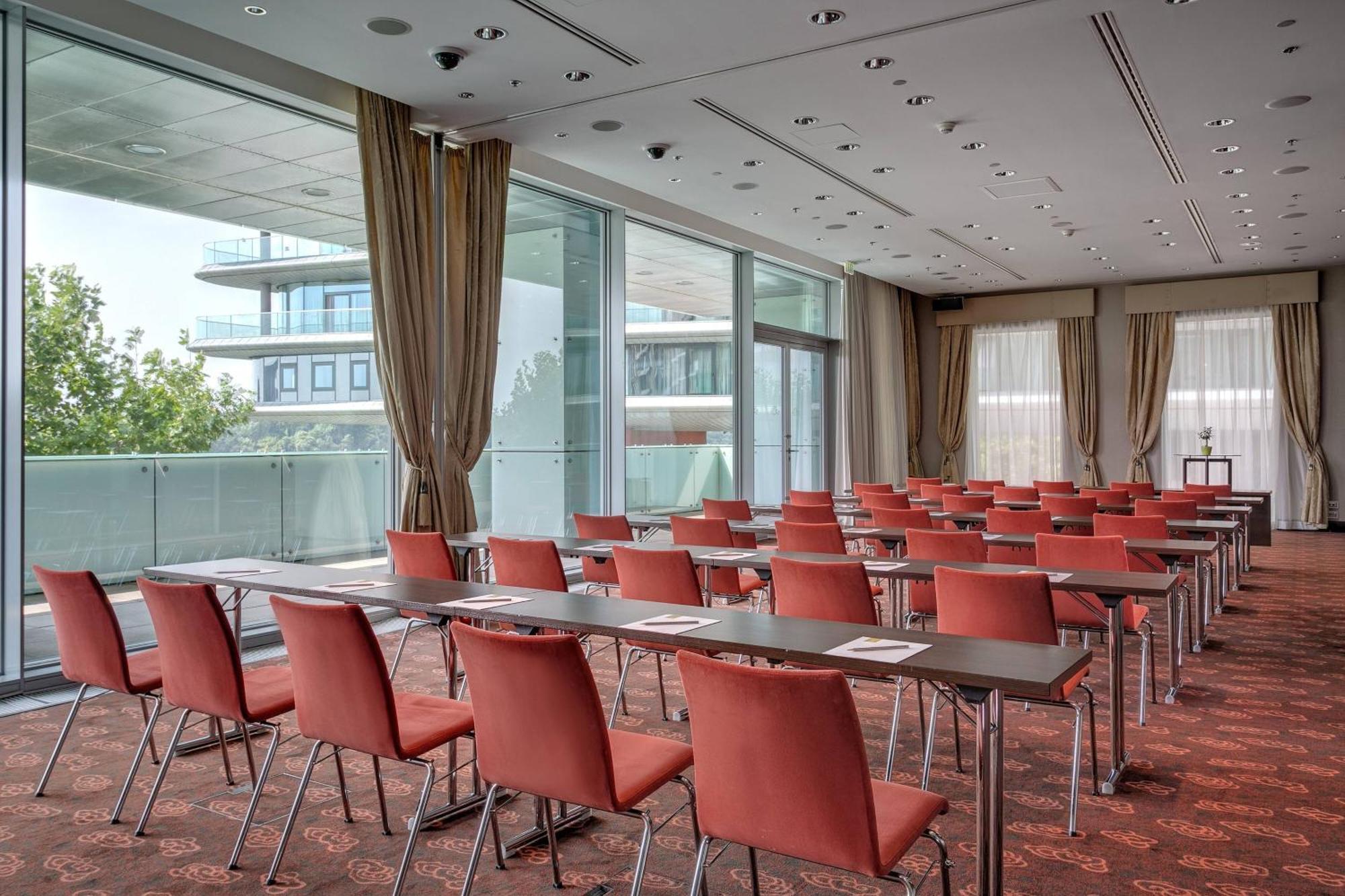 河滨公园大酒店-奢华精选 布拉迪斯拉发 外观 照片 Meeting room